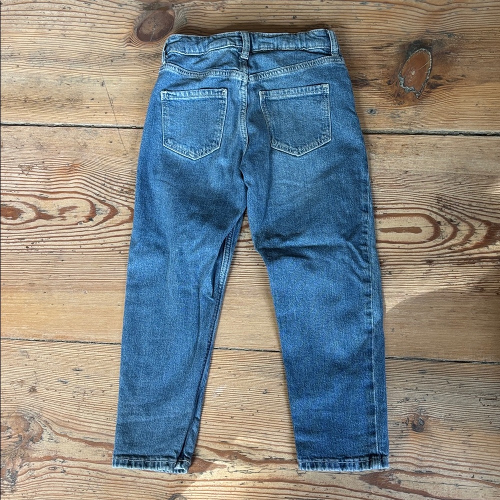 Mom Jeans - Picture 4 of 4